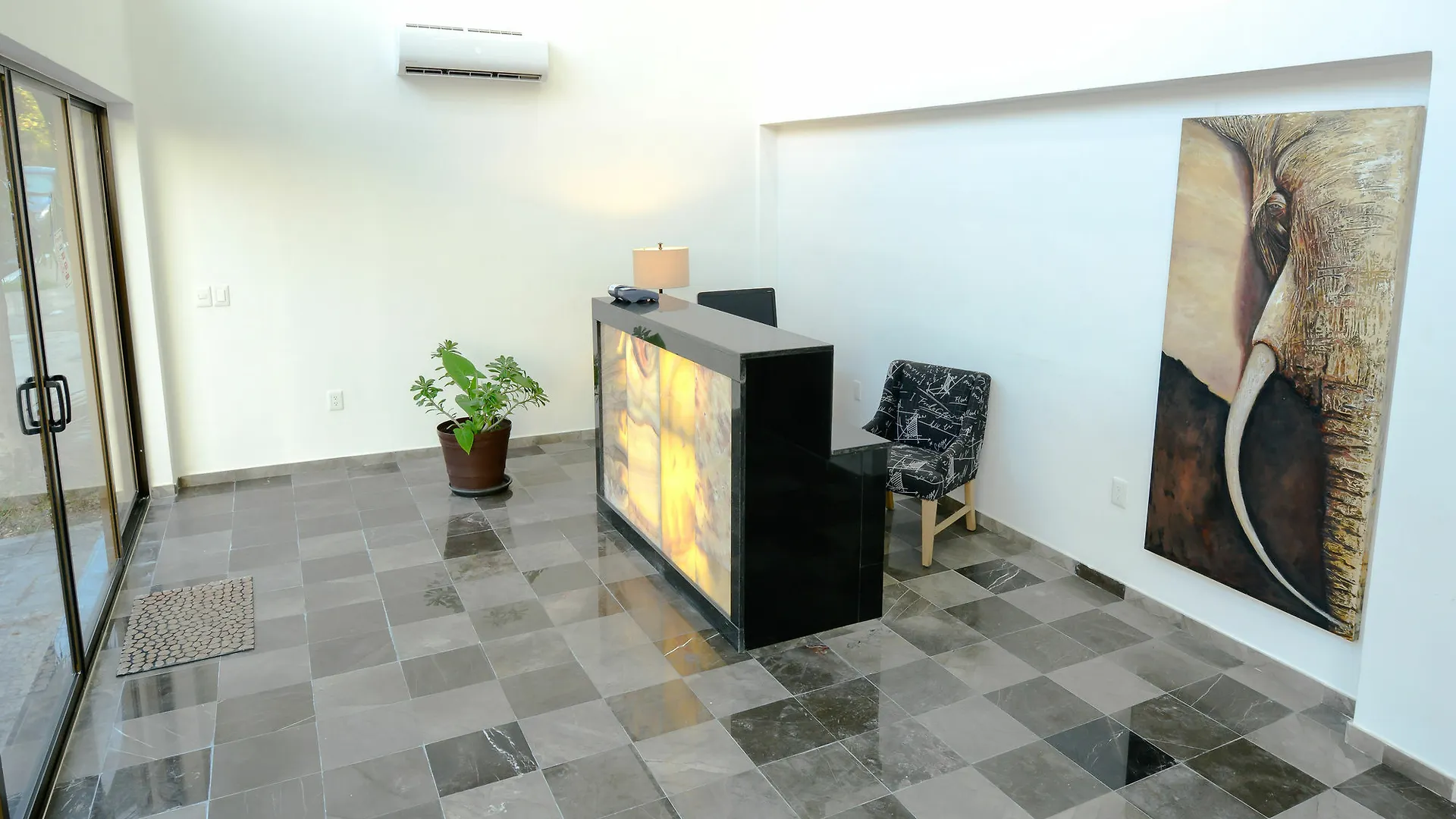 Quinta Las Perlas Condohotel Playa del Carmen 3*,